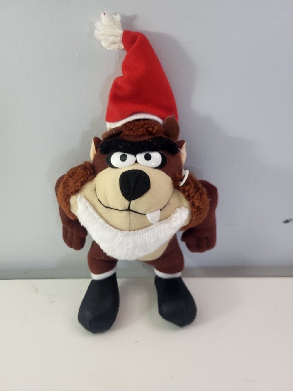 Vintage 1992 Taz Tasmanian Devil Santa Plush Looney Tunes Christmas M-B Sales